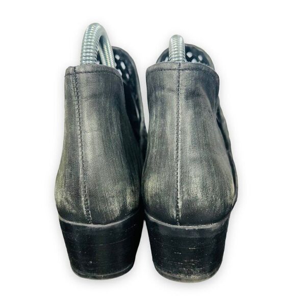 Musse & Cloud Network Perf Ankle Bootie Distressed Black Women's 7 - Picture 5 of 11